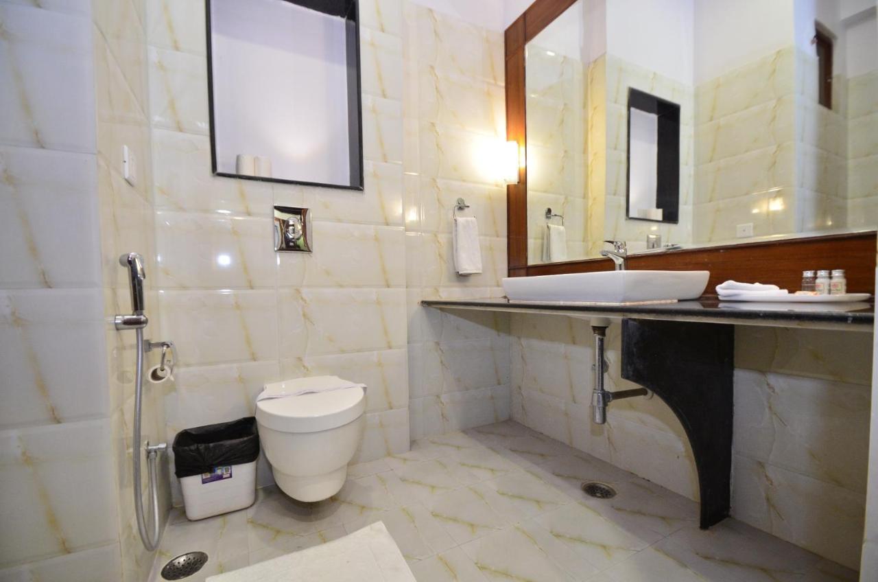 Hotel Aaram Mahal By Pachar Group Udajpur Zewnętrze zdjęcie